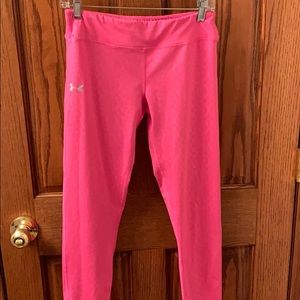 Under Armour pink crop leggings